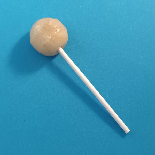 Cola ball lollipop 1 pc &ndash; refreshing cola flavor sweetened with xylitol