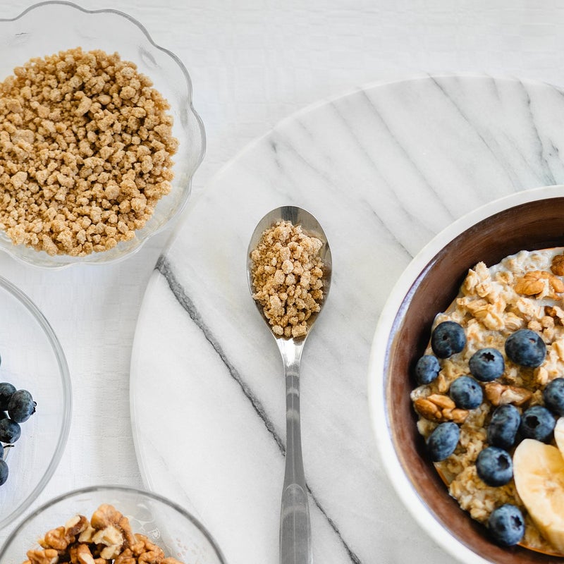 Xylitol oat fiber is excellent, for example, as a breakfast or snack with yogurt or viili, or on its own. One serving is one tablespoon of oat fiber.