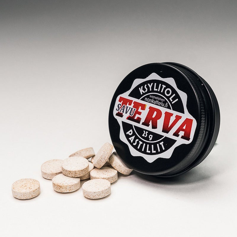 Smoky Tar Xylitol Pastilles &ndash; Tin 25 g